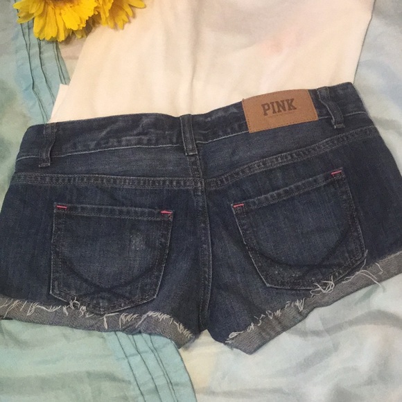 Victoria’s Secret Pink Distressed Raw Cuffed Hem Jean Shorts - Picture 7 of 8